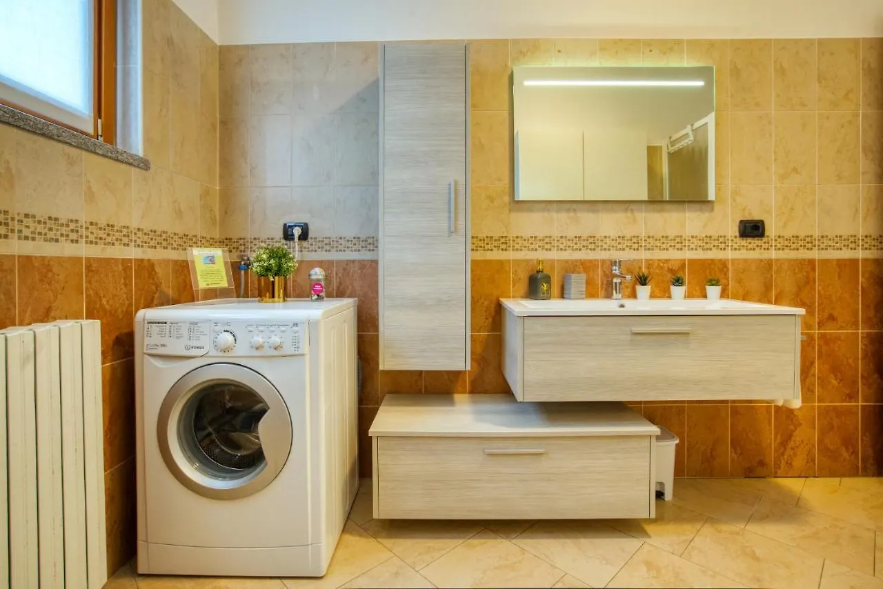 Apartment Caseospitali - Casa Oranis, Bilocale Nuovo Con Balcone Perfetto Per Famiglie Cernusco Sul Naviglio Italy